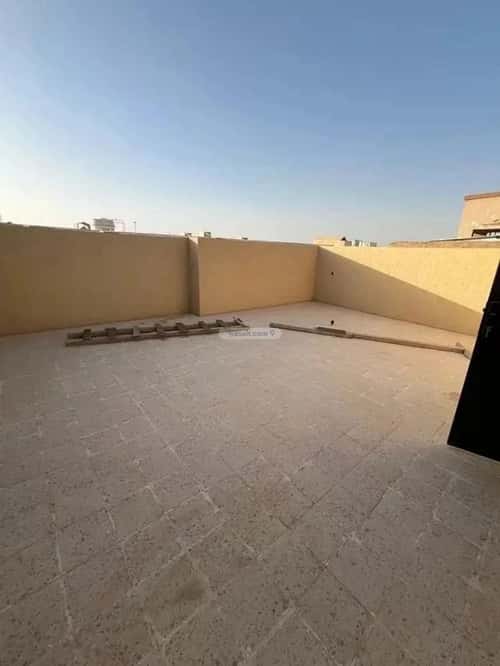 Villa 200 SQM Facing East on 20m Width Street Middle Al-Uraija, West Riyadh, Riyadh