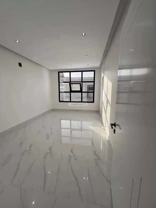 Villa 200 SQM Facing East on 20m Width Street Middle Al-Uraija, West Riyadh, Riyadh