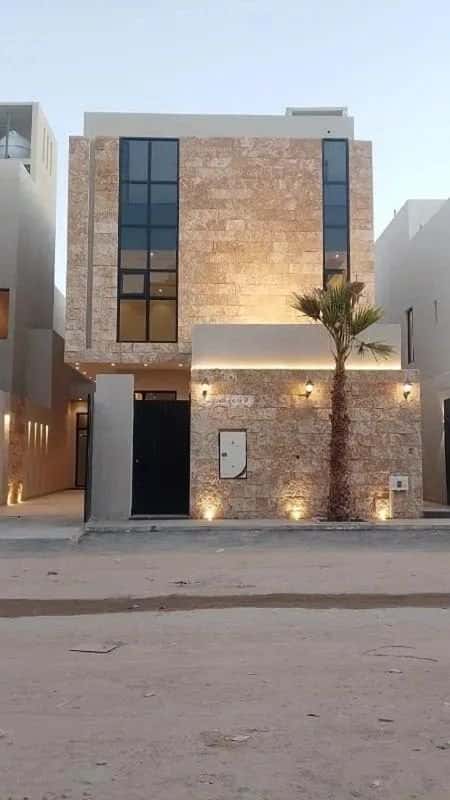 فيلا 312.5 متر مربع شمالية على شارع 15م الرمال، شرق الرياض، الرياض