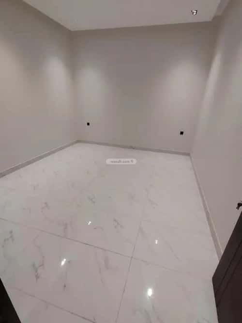 Floor 242.73 SQM with 3 Bedrooms Al-Muanisiyah, East Riyadh, Riyadh