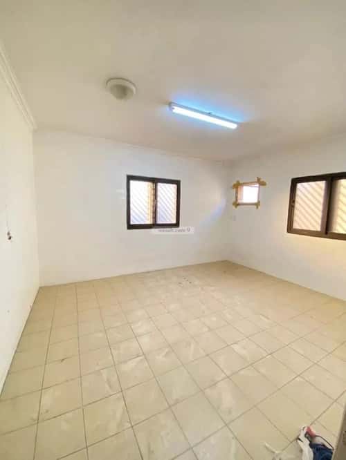 Apartment 720 SQM with 4 Bedrooms Al-Nuzha, North Riyadh, Riyadh