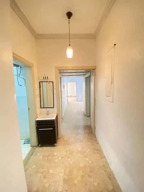 Apartment 720 SQM with 4 Bedrooms Al-Nuzha, North Riyadh, Riyadh
