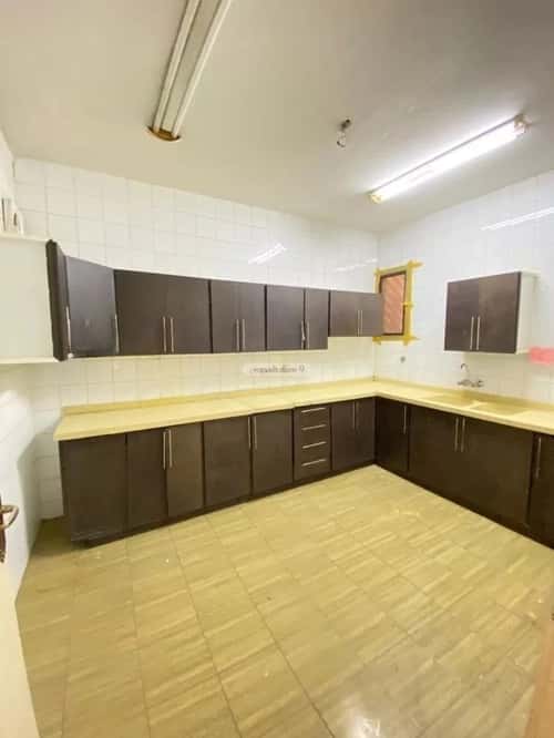 Apartment 720 SQM with 4 Bedrooms Al-Nuzha, North Riyadh, Riyadh