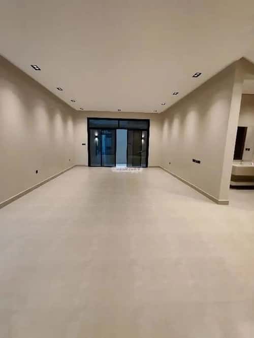 Villa 376.65 SQM Facing South East on 20m Width Street Al-Muanisiyah, East Riyadh, Riyadh