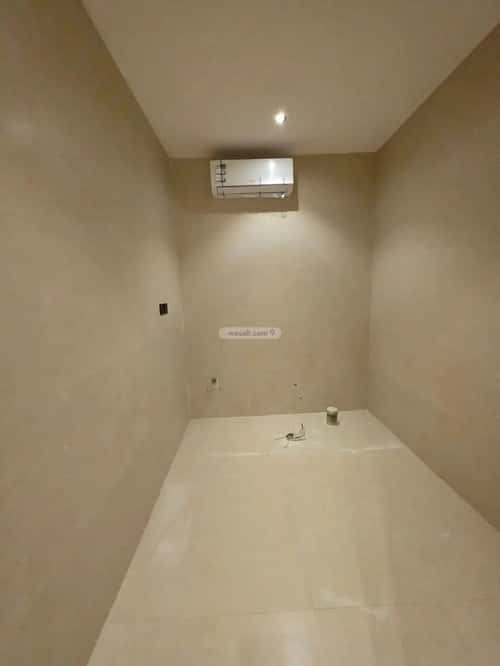 Floor 167.11 SQM with 5 Bedrooms Al-Yarmuk, East Riyadh, Riyadh