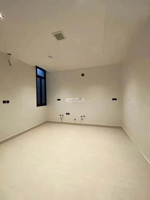Floor 151.51 SQM with 5 Bedrooms Qurtubah, East Riyadh, Riyadh