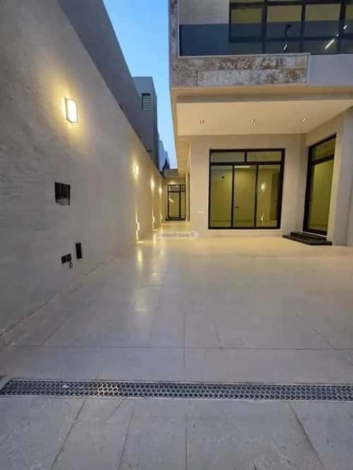 Floor 227.57 SQM with 5 Bedrooms An-Nahdah, East Riyadh, Riyadh