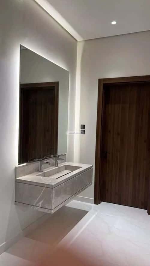 Villa 400 SQM Facing North East on 15m Width Street Al-Shafa, Bariduh