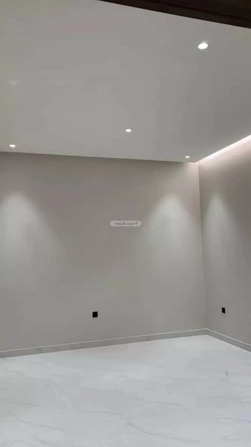 Villa 400 SQM Facing North East on 15m Width Street Al-Shafa, Bariduh