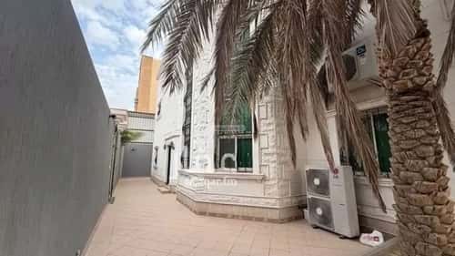 Villa 550.02 SQM Facing North East on 15m Width Street King Faisal, East Riyadh, Riyadh