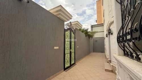 Villa 550.02 SQM Facing North East on 15m Width Street King Faisal, East Riyadh, Riyadh