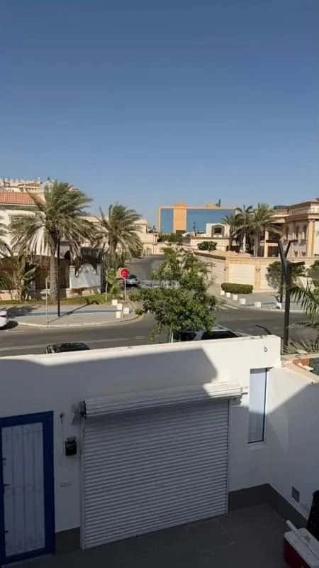 Villa 605 SQM Facing East on 32m Width Street Al Shate|E, North Jeddah, Jeddah