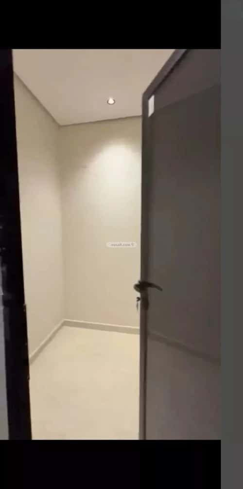 شقة 129.44 متر مربع ب 4 غرف السويس 1، جازان