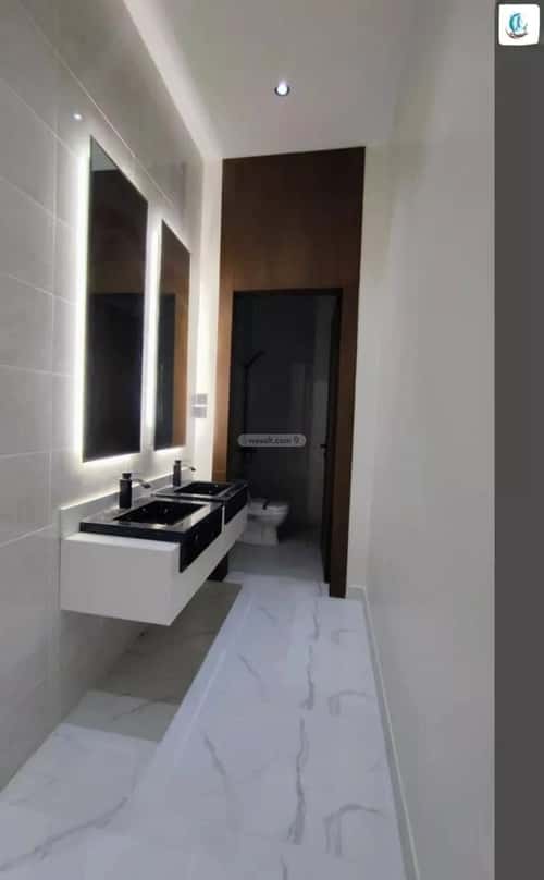 Floor 172.28 SQM with 5 Bedrooms Al- Nadwah, East Riyadh, Riyadh