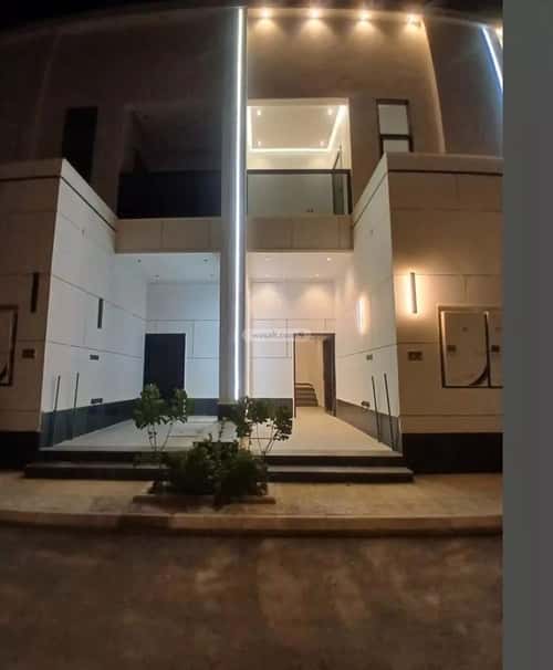 Floor 172.45 SQM with 5 Bedrooms Al-Janadriyah, East Riyadh, Riyadh