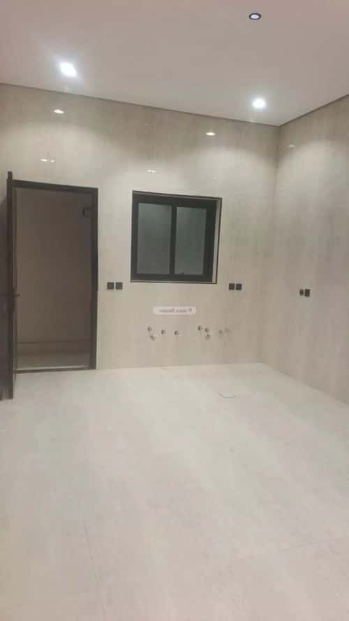 Villa 250 SQM King Fahad Dist, Aldammam