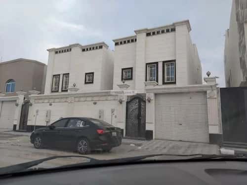 فيلا 250 متر مربع جنوبية على شارع 18م ضاحية الملك فهد، الدمام