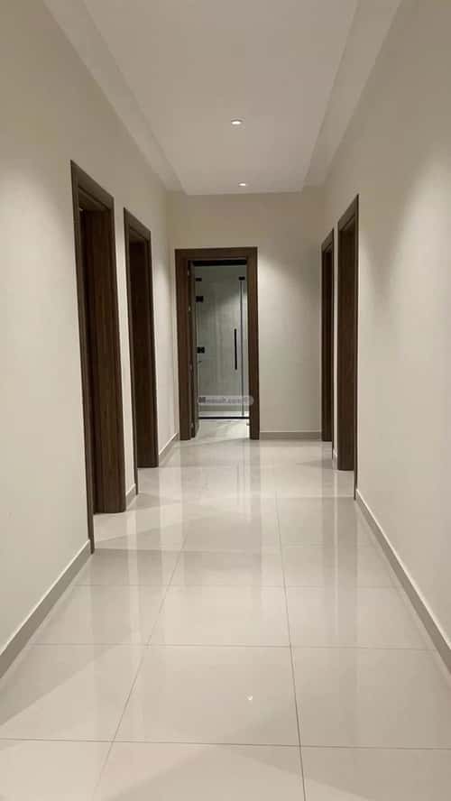 Apartment 217 SQM with 5 Bedrooms Al Difa'A, Madinah