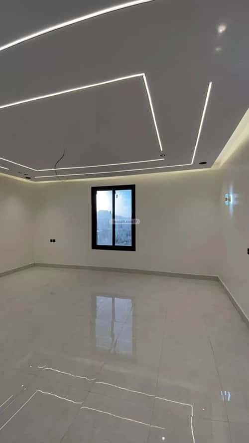 Building 309.992 SQM Facing East Al Difa'A, Madinah