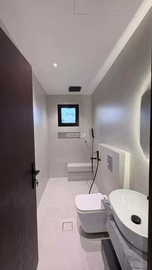 Apartment 241.19 SQM with 5 Bedrooms Al Shouran, Madinah