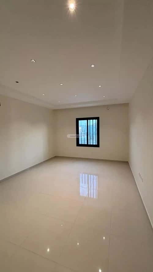 Apartment 219.06 SQM with 5 Bedrooms Al Difa'A, Madinah