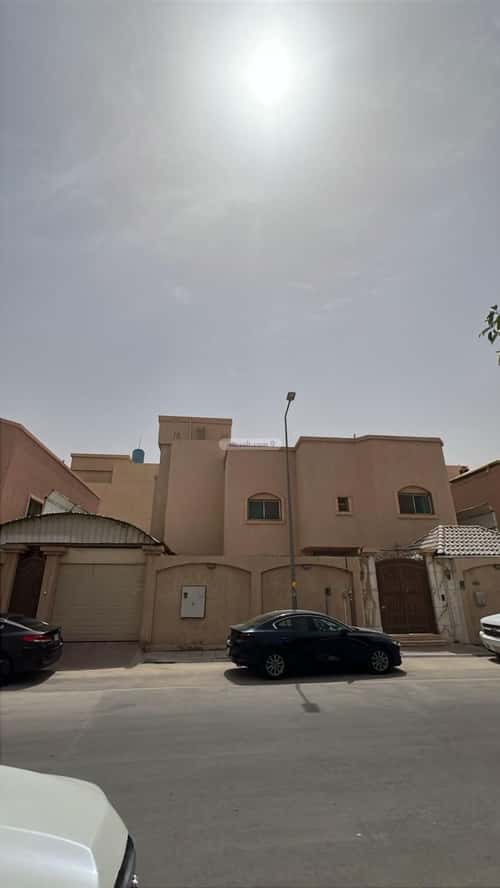 فيلا 720 متر مربع شرقية على شارع 15م الياسمين، شمال الرياض، الرياض