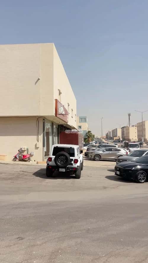 Building 900 SQM Facing North Al-Malqa, North Riyadh, Riyadh