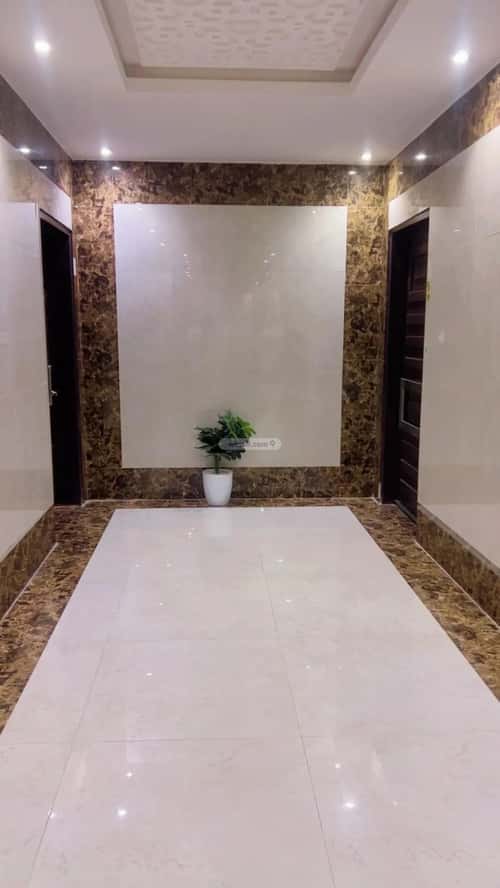 Building 900 SQM Facing North Al-Malqa, North Riyadh, Riyadh