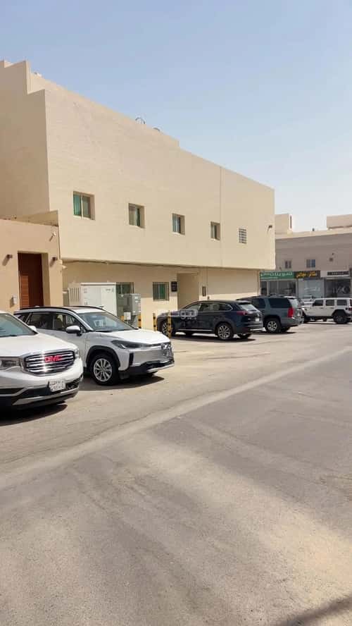 عمارة 900 متر مربع واجهة شمالية الملقا، شمال الرياض، الرياض
