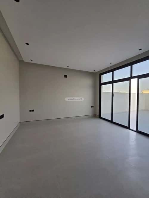 Villa 321.71 SQM Facing South East on 20m Width Street King Faisal, East Riyadh, Riyadh