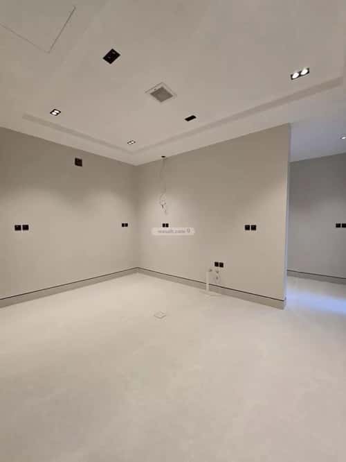 Villa 321.71 SQM Facing South East on 20m Width Street King Faisal, East Riyadh, Riyadh