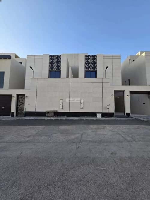 فيلا 200 متر مربع جنوبية على شارع 25م البيان، شرق الرياض، الرياض