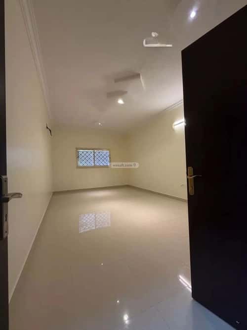 Apartment 450 SQM with 3 Bedrooms Al-Awaly, West Riyadh, Riyadh