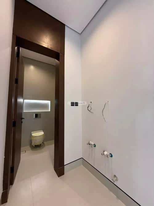 Villa 644.37 SQM Facing East on 25m Width Street Al-Mahdiyah, West Riyadh, Riyadh