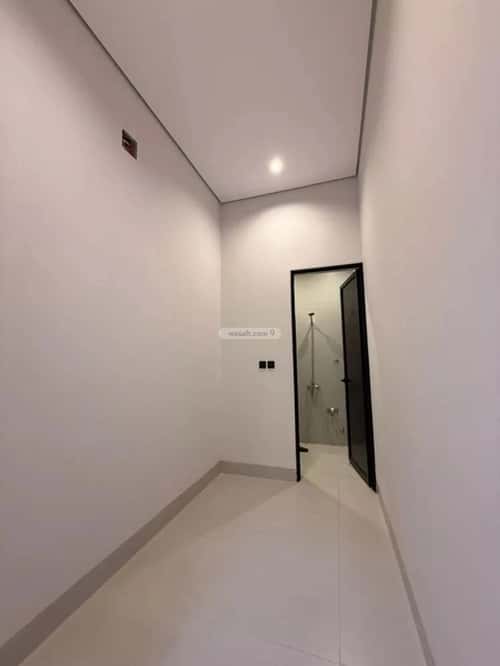 Villa 644.37 SQM Facing East on 25m Width Street Al-Mahdiyah, West Riyadh, Riyadh