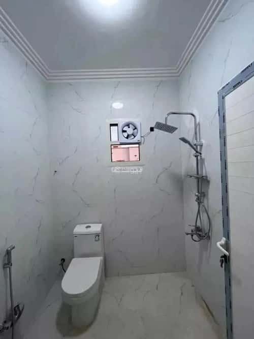 Building 625 SQM Facing South As-Suwaidi, West Riyadh, Riyadh