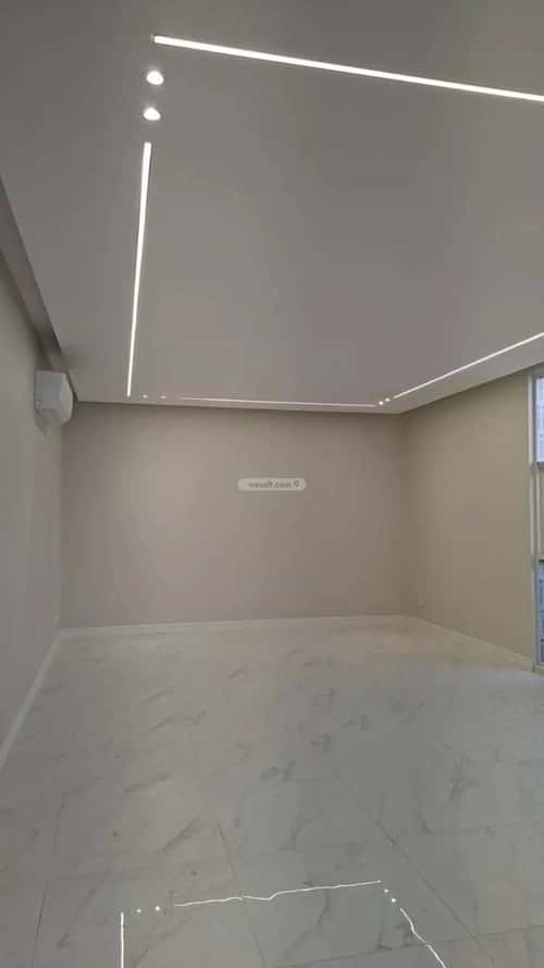 Floor 455.81 SQM with 5 Bedrooms Al-Mahdiyah, West Riyadh, Riyadh