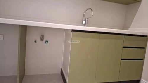 Floor 455.81 SQM with 5 Bedrooms Al-Mahdiyah, West Riyadh, Riyadh