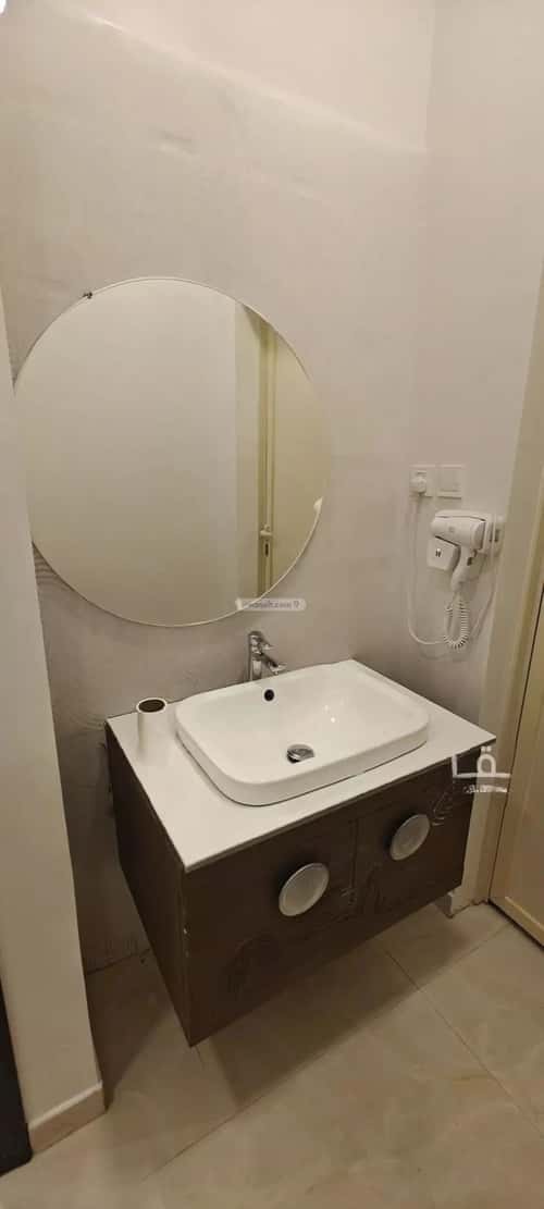 Apartment 900 SQM with 3 Bedrooms Al-Qairawan, North Riyadh, Riyadh