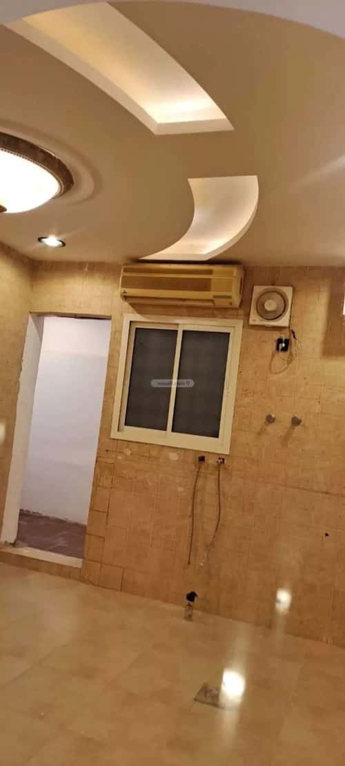 فيلا 202 متر مربع غربية على شارع 15م الشفاء، عنيزة