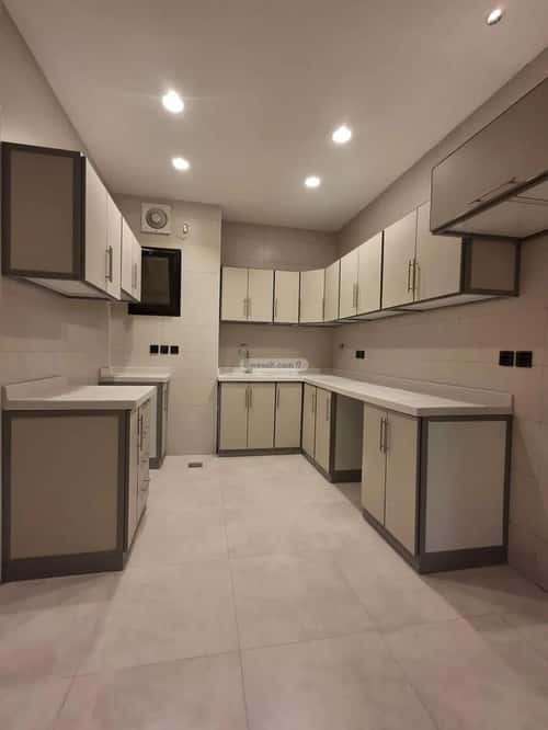 Apartment 489.375 SQM with 3 Bedrooms Al Faysaleyyah, North Jeddah, Jeddah