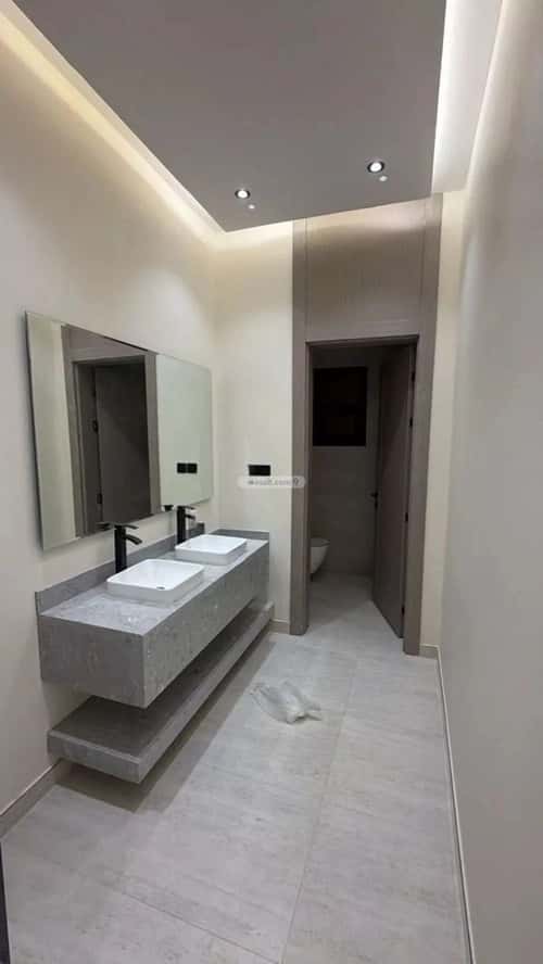 Floor 455 SQM with 5 Bedrooms Al-Arid, North Riyadh, Riyadh