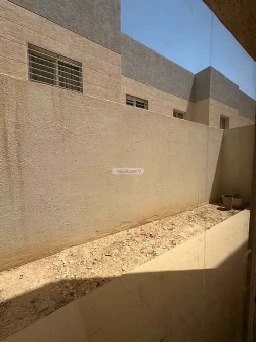 Villa 200 SQM Facing North on 18m Width Street King Khalid Int.Airport, North Riyadh, Riyadh
