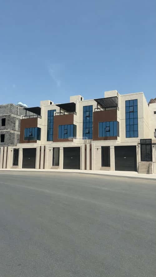 فيلا 366.83 متر مربع شمالية غربية على شارع 35م السلام، المدينة المنورة