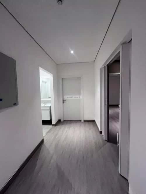 Apartment 240 SQM with 5 Bedrooms Al Malek Abdoulazez Airport, Jeddah