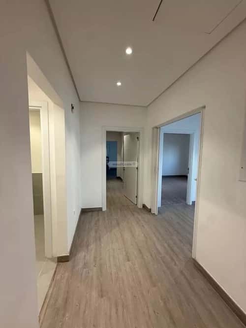 Apartment 244 SQM with 4 Bedrooms Al Malek Abdoulazez Airport, Jeddah