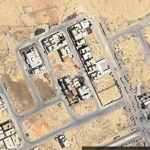 أرض 325 متر مربع شرقية على شارع 15م العارض، شمال الرياض، الرياض