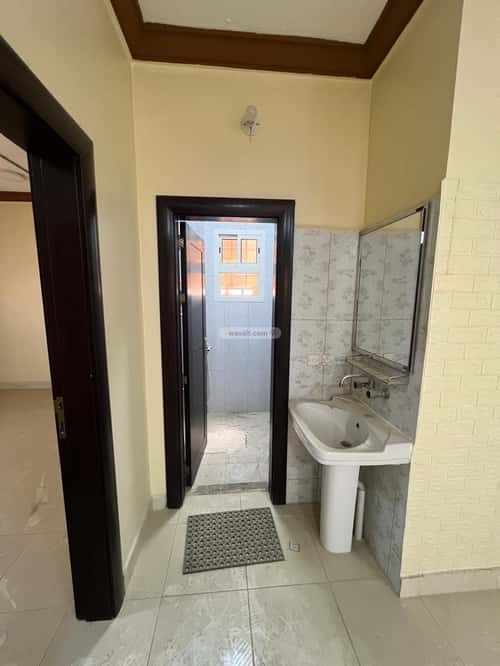 عمارة 701.69 متر مربع الروابي، شرق الرياض، الرياض