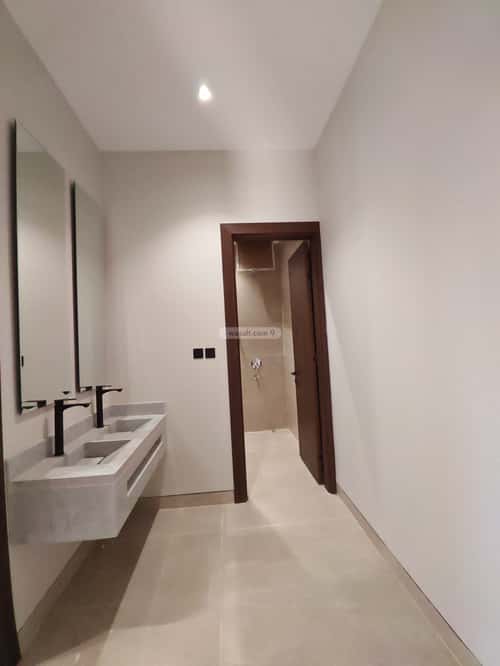 Floor 258.94 SQM with 4 Bedrooms Qurtubah, East Riyadh, Riyadh