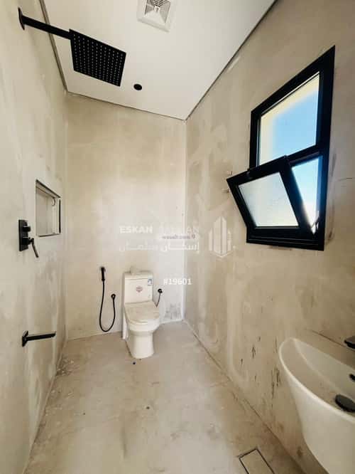Apartment 219.86 SQM with 5 Bedrooms King Fahad Dist, Aldammam